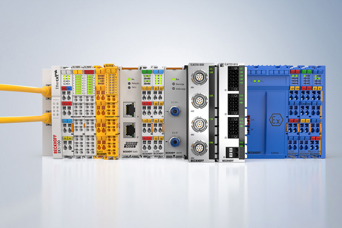 The comprehensive I/O portfolio from Beckhoff integrates all signals into the control system.