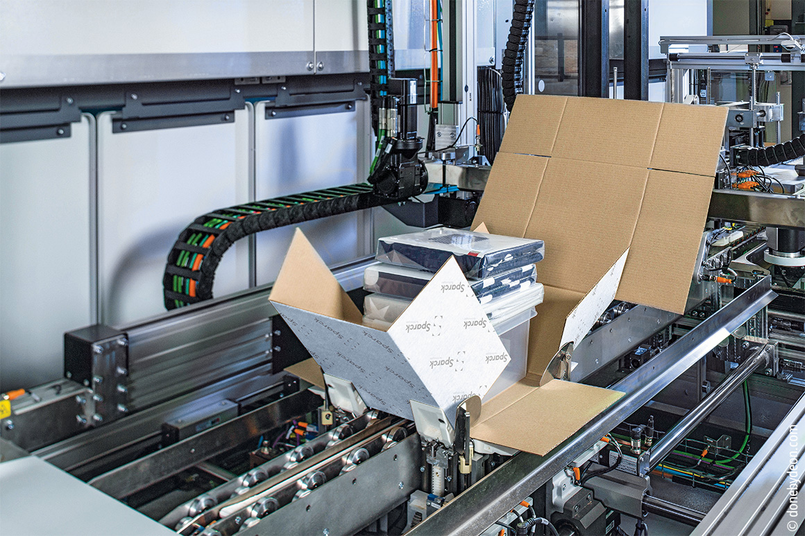 The CVP Impack system from Sparck produces customized right-sized corrugated cardboard packaging, thus saving on material costs and increasing sustainability in e-commerce.
