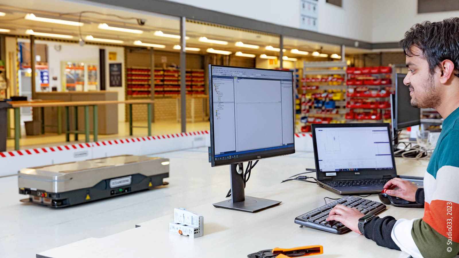 TwinCAT 3 offered the Oceaneering Mobile Robotics a flexible engineering and runtime platform.