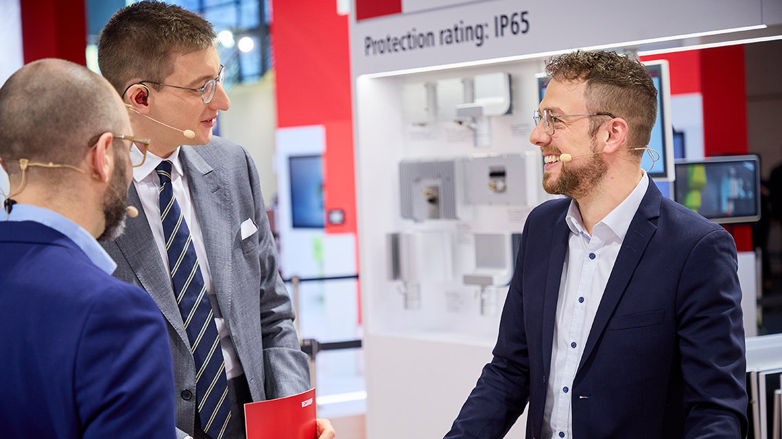 Product managers Daniel Kerkhoff and Martin Früchtl explain what makes virtual control technology so special and how it is related to safety technology.